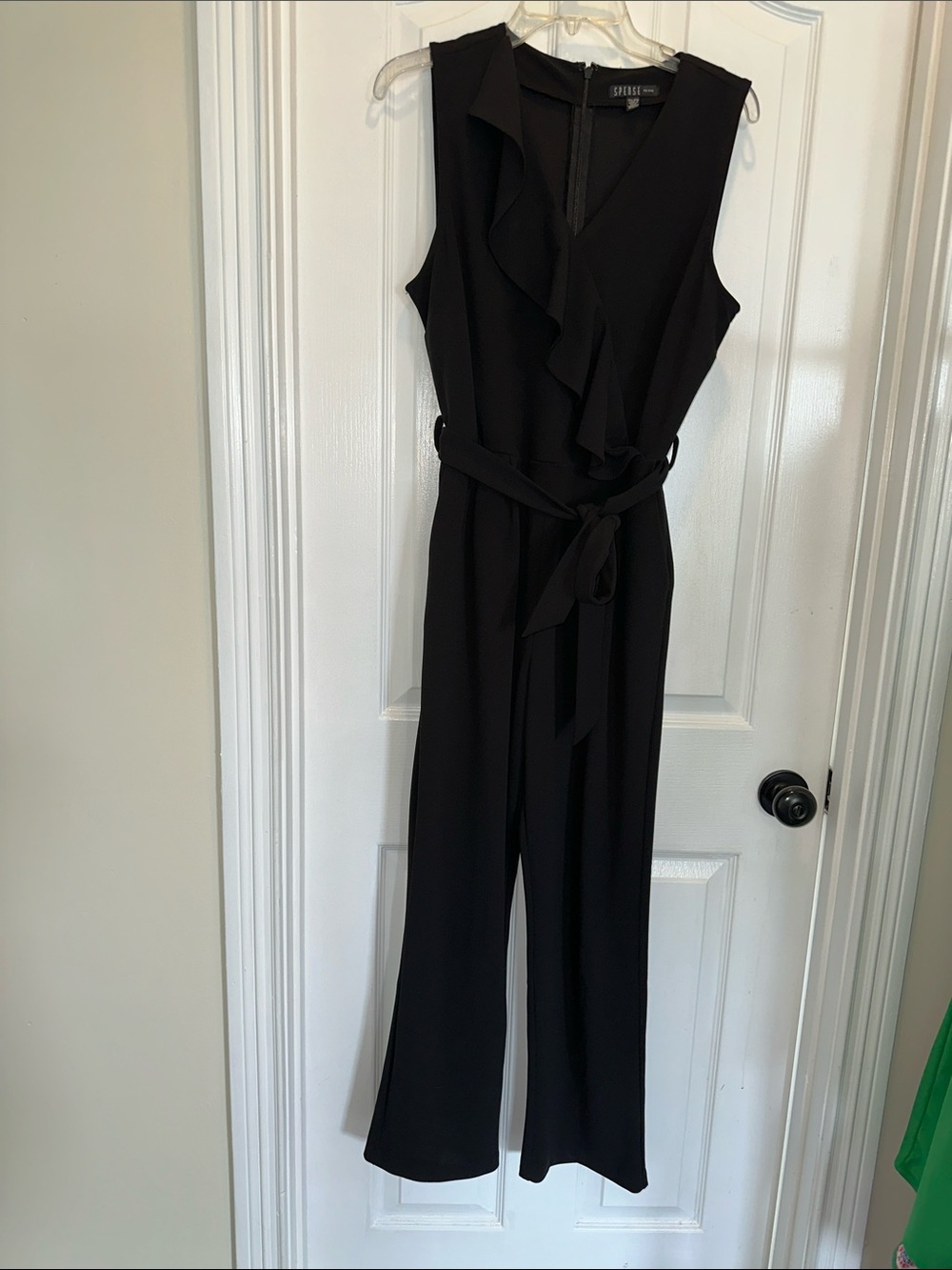 Spense Black Sleeveless Ruffle V-Neck Jumpsuit- PXL- never worn.